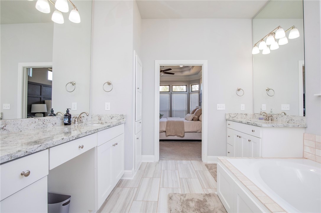 Waterford Estates At Hissom Ranch - Residential