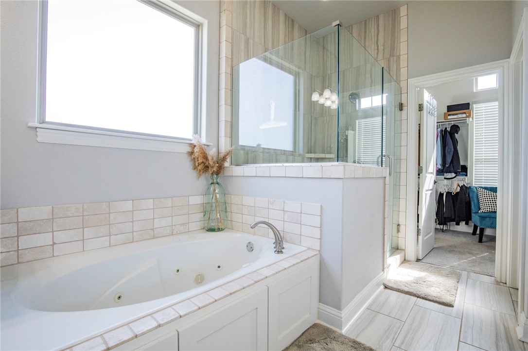 Waterford Estates At Hissom Ranch - Residential