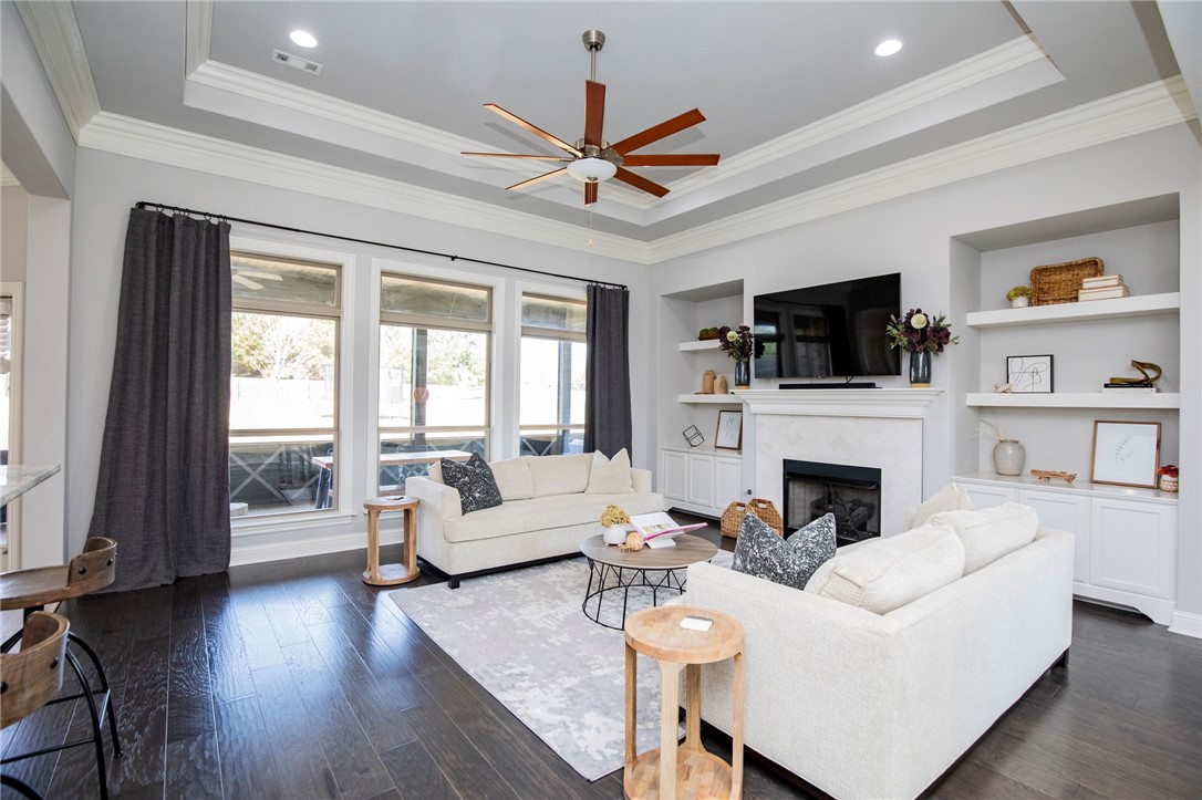 Waterford Estates At Hissom Ranch - Residential