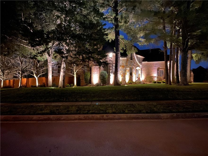 Gorgeous and immaculate home in East Fayetteville's exclusive Candlewood subdivision.