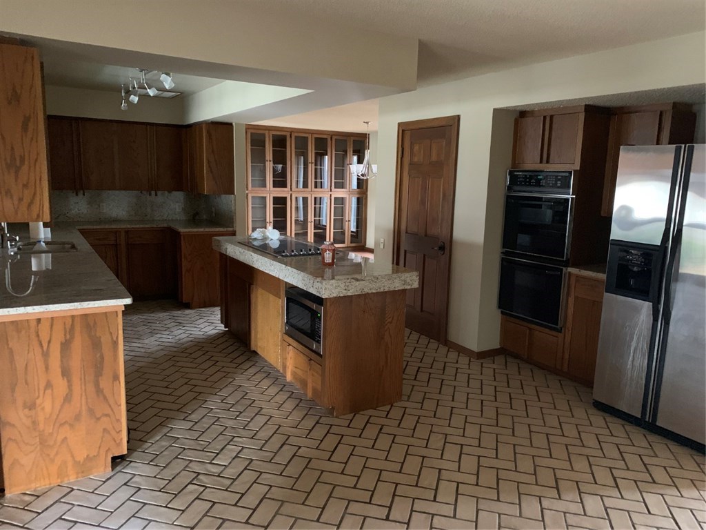 03-17-28 - Residential