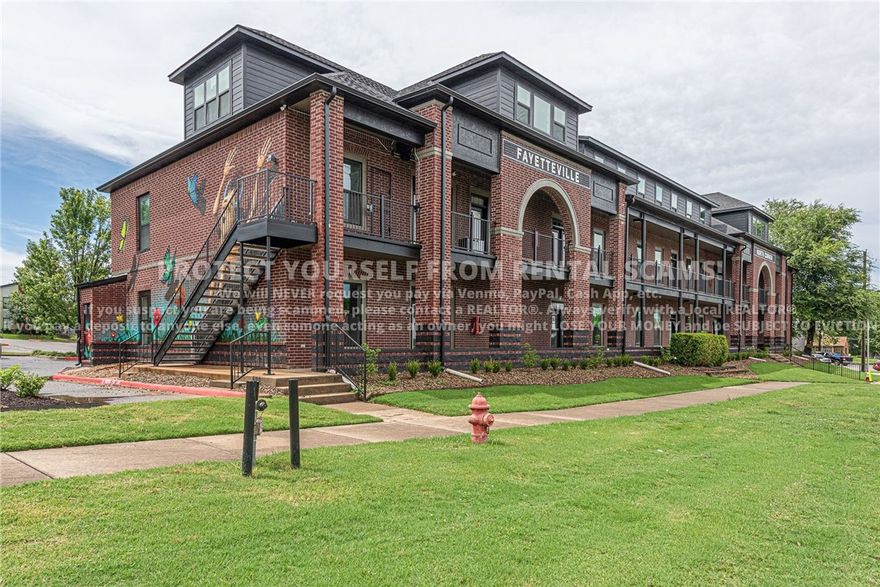 AVAILABLE NOW!
Lease options - 6 month lease OR 1 year+ lease.
Newly Renovated Unit 105 on Main Level in the “North Corner Condo Community” Just Blocks from the University of Arkansas, Razorback Greenway, Dickson Street, Parks, Shopping & Dining. Razorback Transit & Ozark Regional Transit Bus Routes. NEW Roof, Windows, Gutters, Paint, Flooring & HVAC & More. Modern Finishes throughout: Granite Counters, Premium Fixtures, ALL Appliances with/ Full Size Washer & Dryer. Keyless Entry, Building Security Cameras, & Fire Suppression System, Includes 2 designated parking spaces. **Tenant is responsible for all utilities & Renters Insurance. *20lb dogs or smaller allowed (Not applicable to service/ESA).