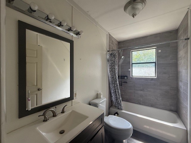 Clarksville 321023 - Residential