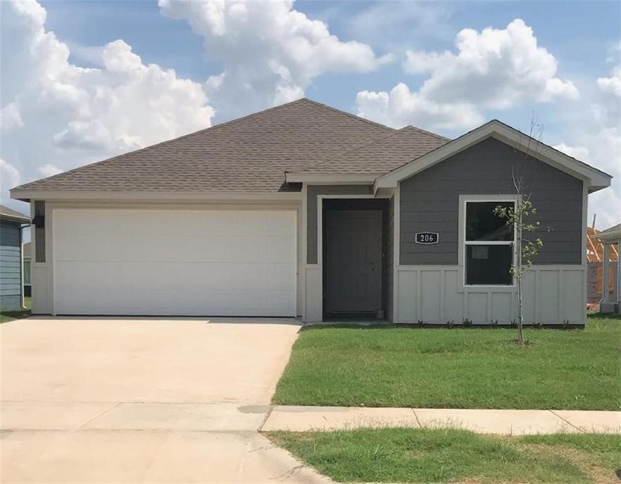 Welcome to 206 NW Pinwheel St in Gentry, AR — located in the growing community of Highfill! This beautiful 3-bedroom, 2-bath home features a spacious open-concept layout perfect for comfortable living. Enjoy nearby amenities including a park, local restaurants, coffee shops, and a convenience store, all within minutes. Plus, it’s less than 10 minutes from XNA Airport. Renters insurance is required. Pets are welcome with a non-refundable $250 deposit per pet (based on size, breed, and quantity) and a $35 monthly rent increase per pet. Application fee is $50 per person over the age of 18.