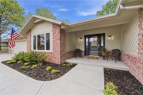 Photo of 26 McKenzie Drive, Bella Vista, AR 72715 (MLS # 1343315)