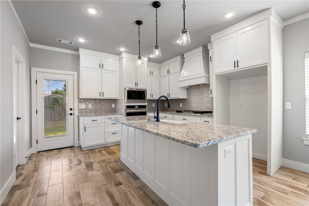 Maple Glenn - Residential