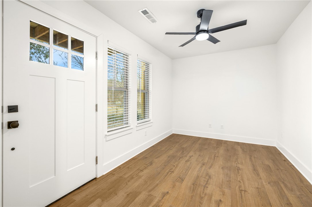 Mlk Twnhms Llc - Residential