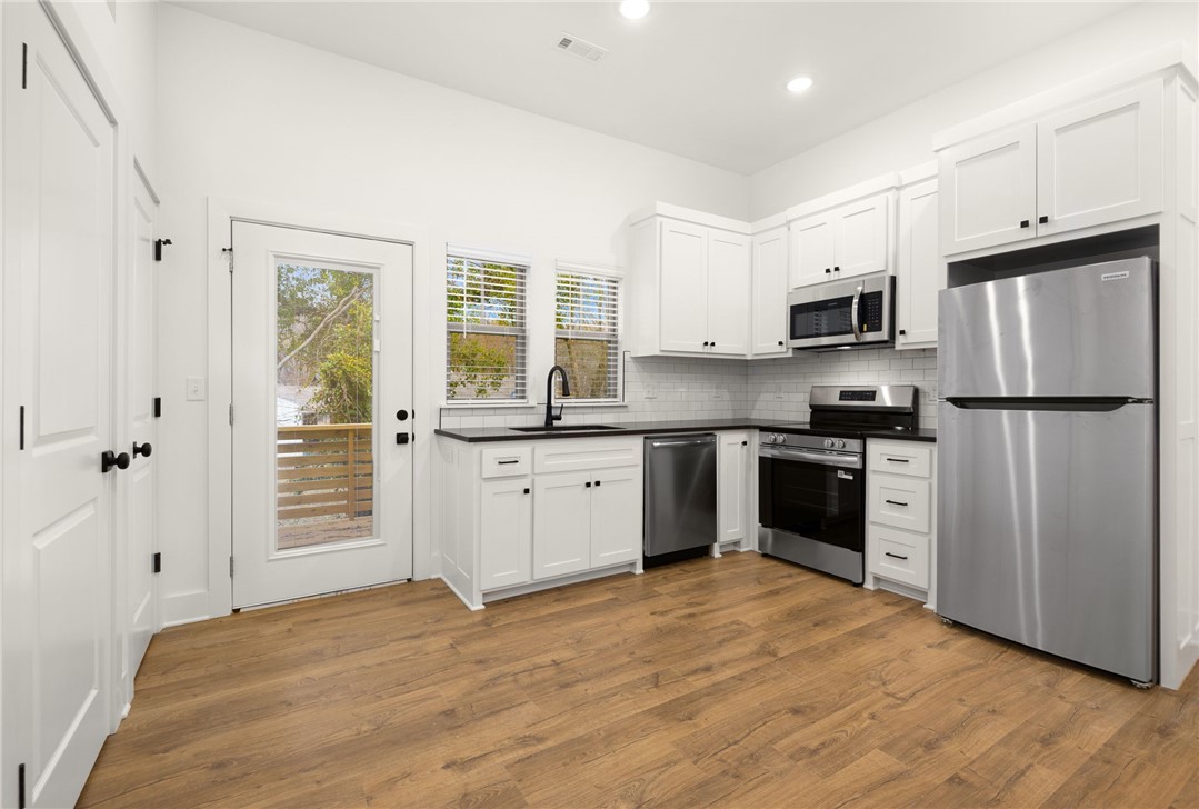 Mlk Twnhms Llc - Residential