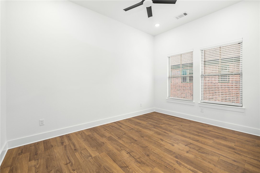 Mlk Twnhms Llc - Residential