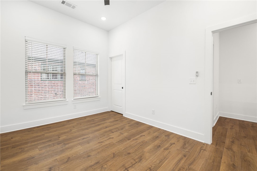 Mlk Twnhms Llc - Residential