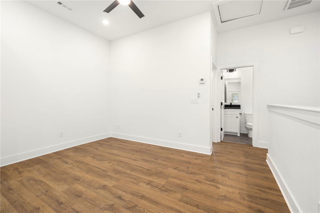 Mlk Twnhms Llc - Residential