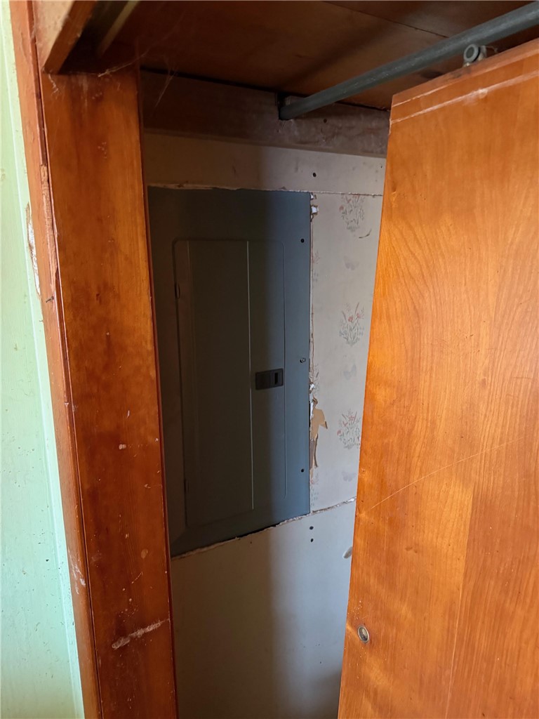 30-20-29-Rogers - Residential