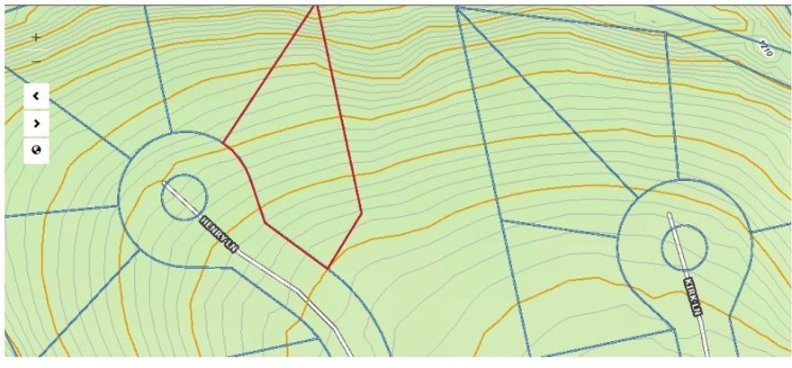 Large lot just minutes from the Highlands Golf Course and Pub and the Branchwood Recreation Center and nature trail. A quick drive to the Bella Vista bypass to head into Bentonville. The lot backs up to Bella Vista POA property for added peace and quiet. Own property in Bella Vista and live a resort lifestyle with access to lakes, golf courses, tennis, swimming pools, pickleball, beach at Lake Avalon, miles and miles of world class mountain bike trails, nature trails, gun range and more.