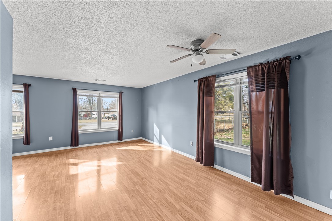 North Brush Creek Hills Unit 1 Rogers - Residential