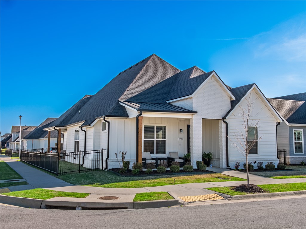 Cottages At The Park - Residential