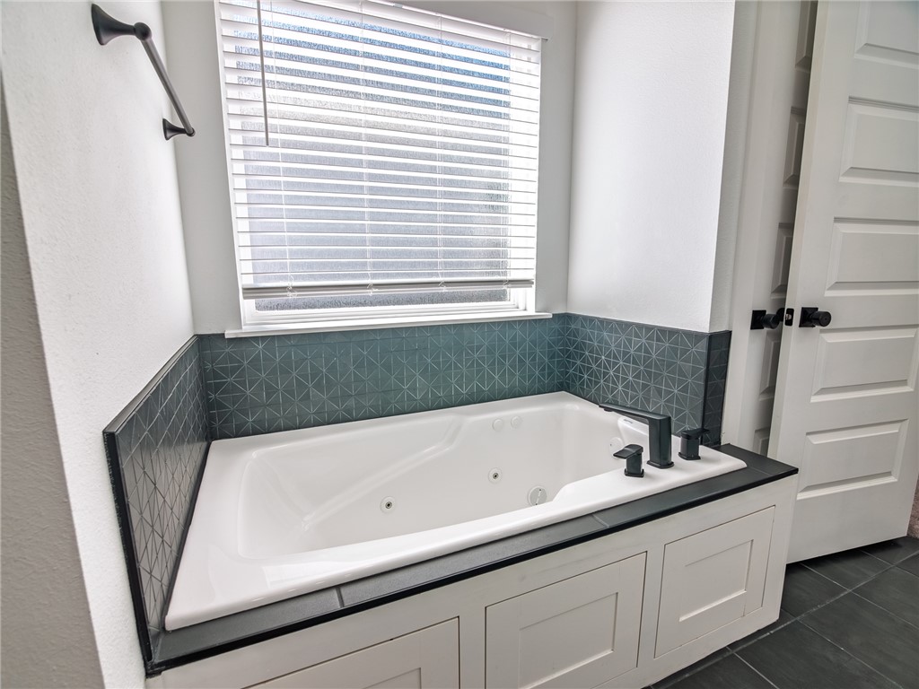 Cottages At The Park - Residential