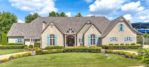 1 S Saint Andrews Rogers AR 72758