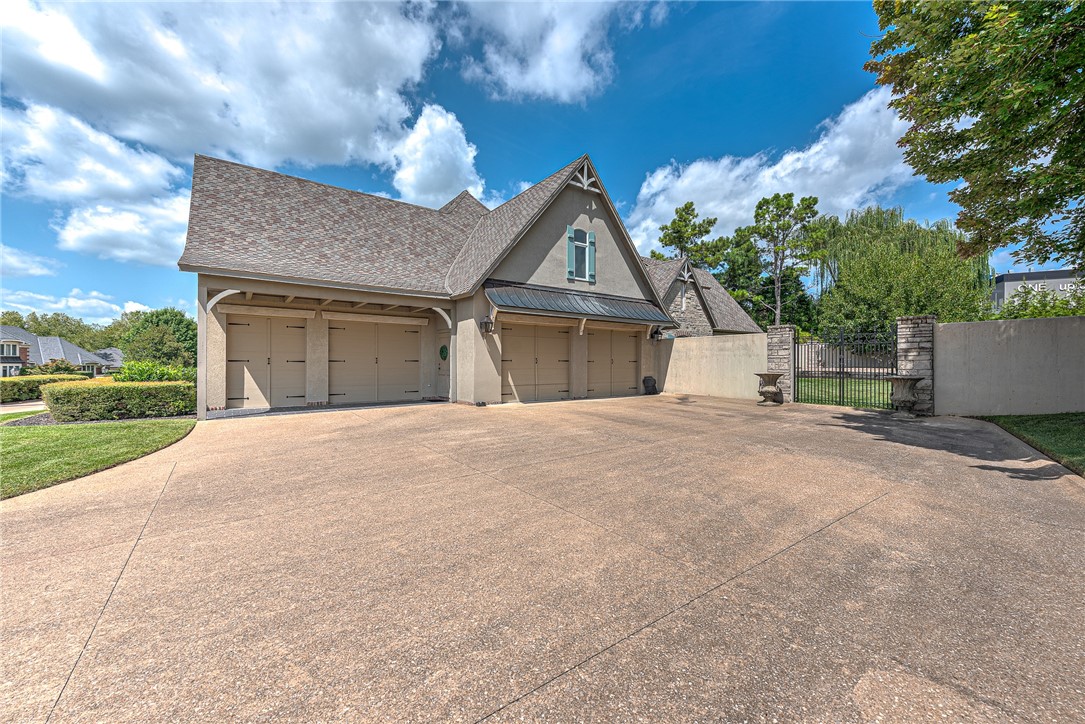 Pinnacle - Residential