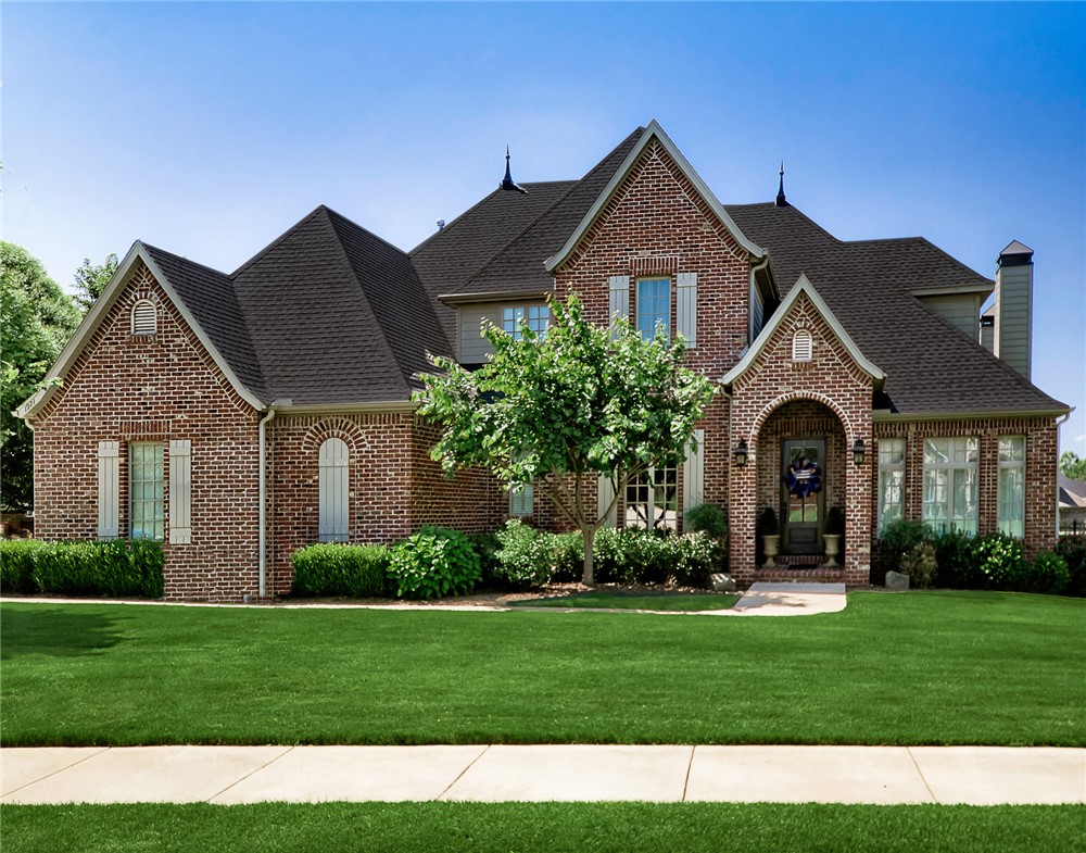 Photo 1 of 29 — 1971 Cherborg Avenue, Springdale, AR 72764