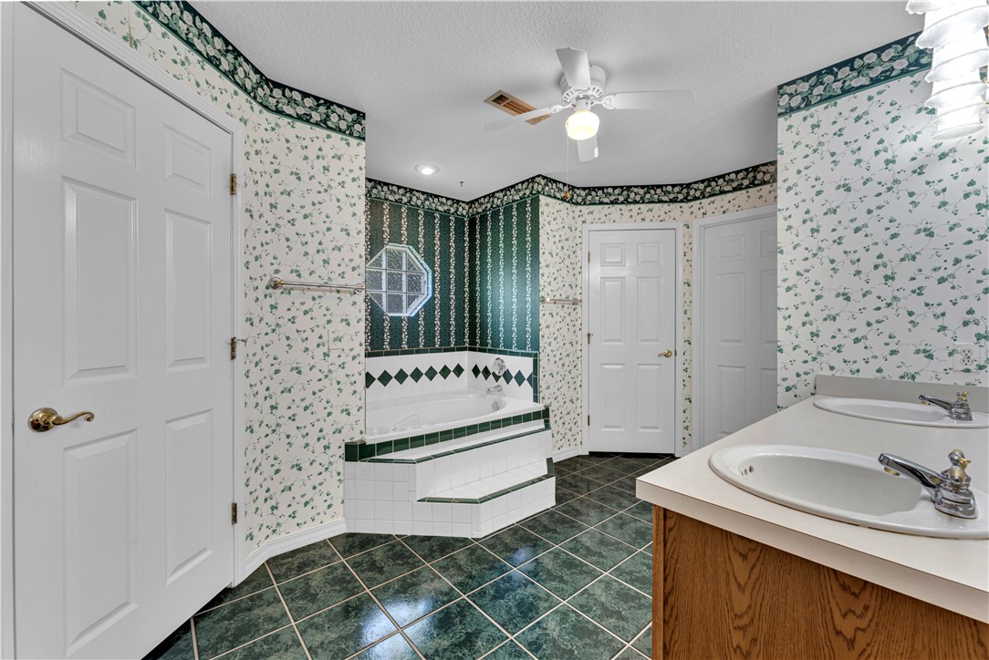 Elm Springs HGTS Unit 4-Springdale - Residential