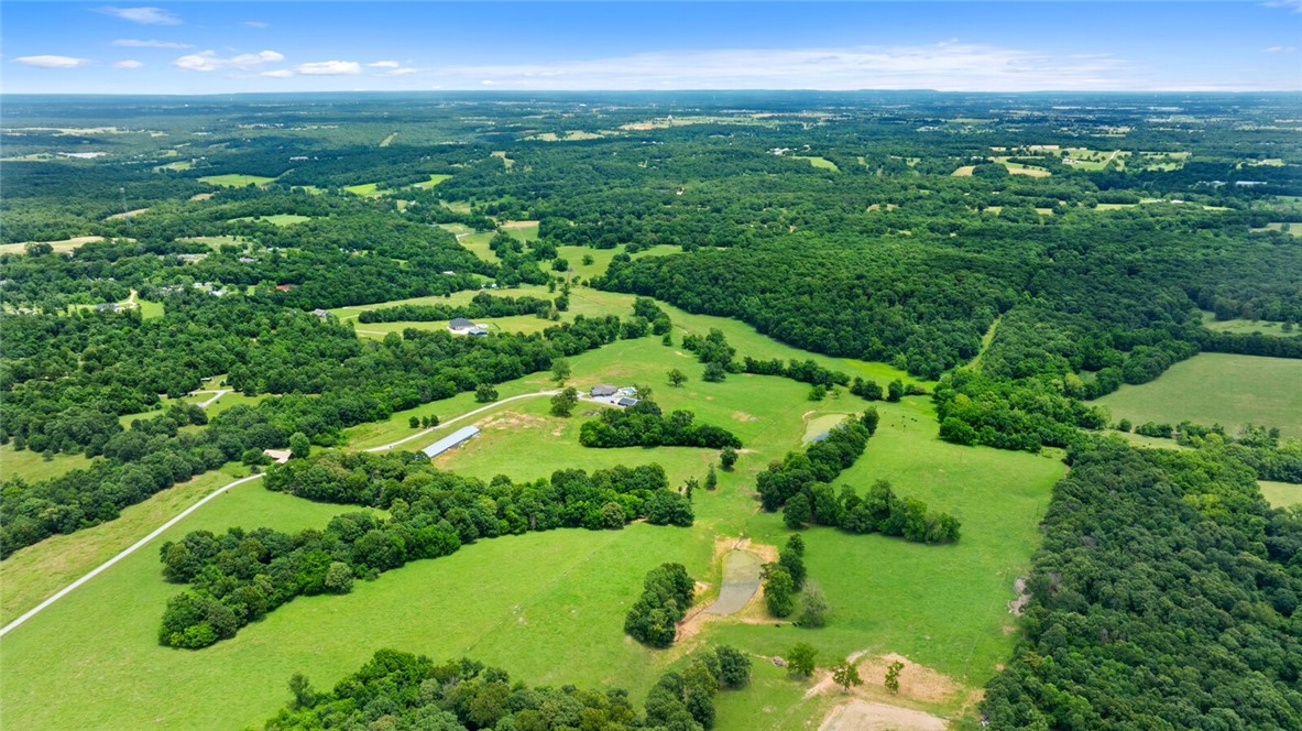 17-19-32-RURAL - Residential