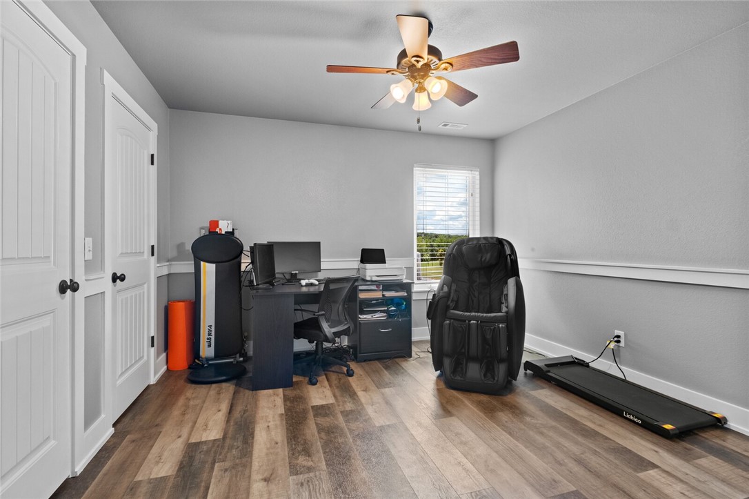 17-19-32-RURAL - Residential