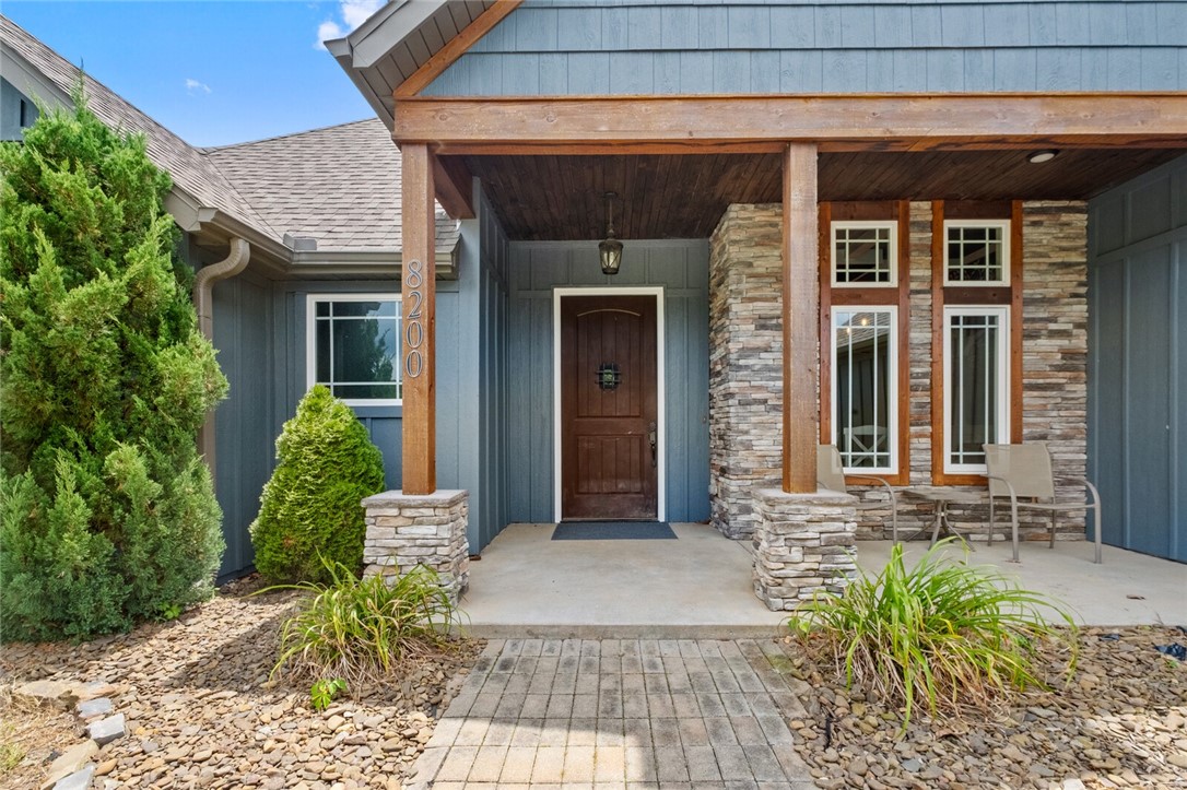 17-19-32-RURAL - Residential