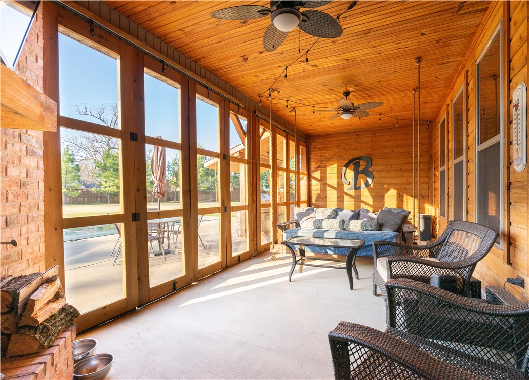 Ridgewood Sub Cave Spgs - Residential