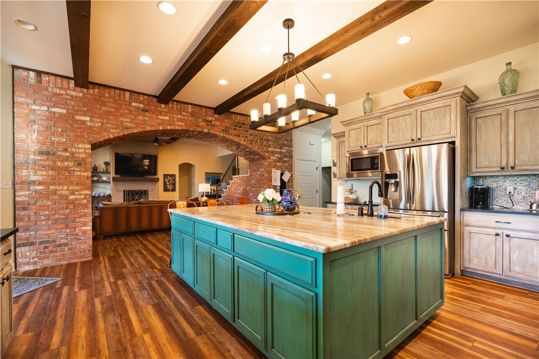 Ridgewood Sub Cave Spgs - Residential