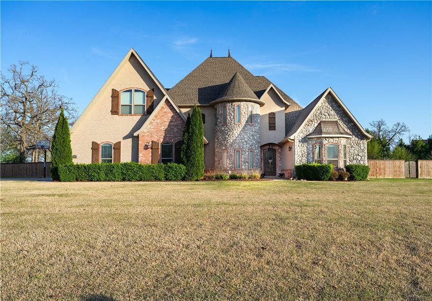 Stunning European-style 4 bed, 4.5 bath home with a chef's kitchen featuring top-tier appliances, granite & quartz countertops, and a spacious island. Each bedroom includes an en-suite bath, with the master suite offering a luxurious spa- like bathroom. The expansive pool patio includes a fireplace and doors to close out the elements. Additional features include a detached workshop. Located in the desirable Ridgewood subdivision, this home combines elegance, comfort, and modern luxury. $10,000 flooring allowance provided.