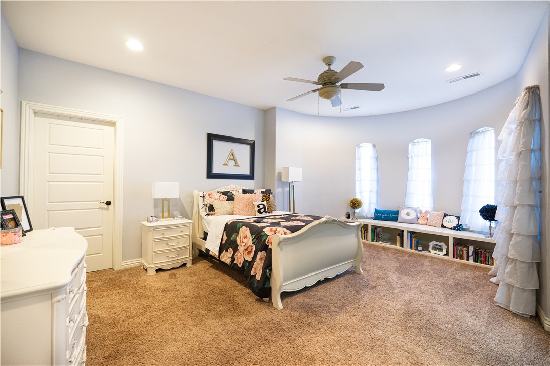 Ridgewood Sub Cave Spgs - Residential