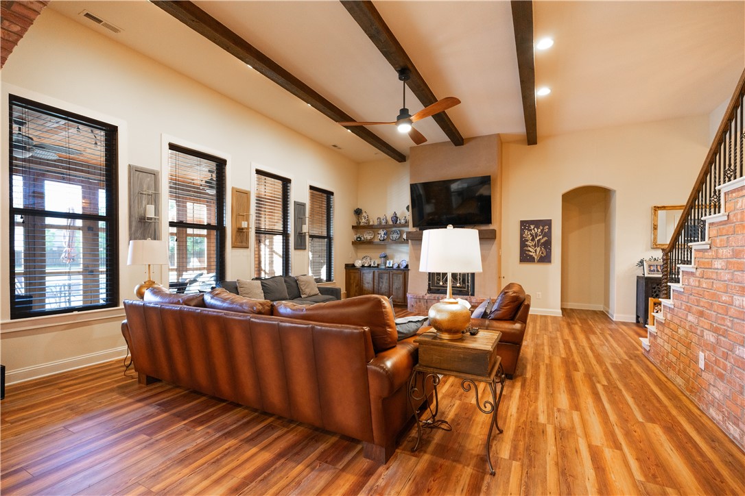 Ridgewood Sub Cave Spgs - Residential