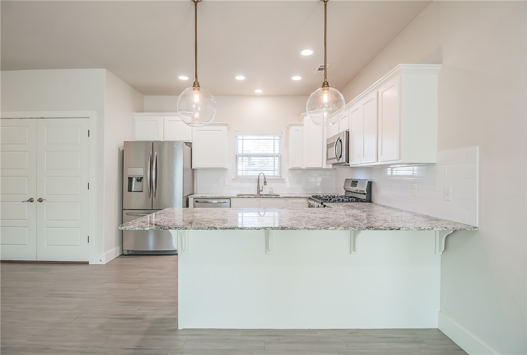 Redbird Sub - Residential Lease