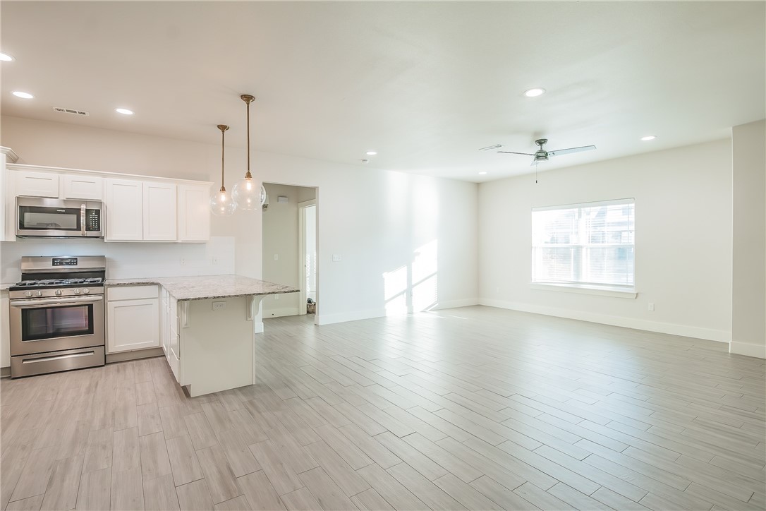 Redbird Sub - Residential Lease