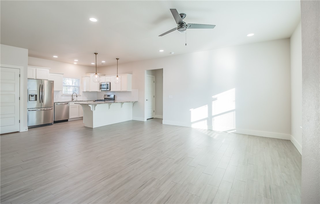 Redbird Sub - Residential Lease