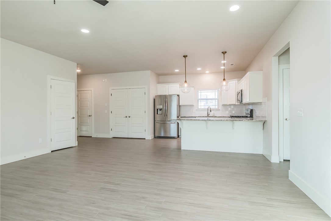 Redbird Sub - Residential Lease