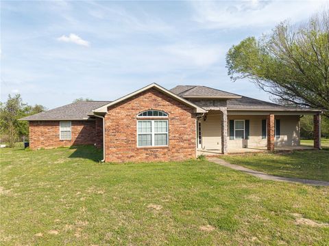 Photo of 2614 N Highway 253, Lavaca, AR 72941 (MLS # 1342021)