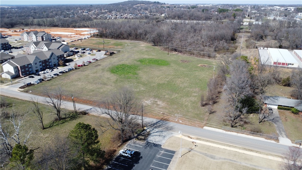 Springdale Outlots - Commercial Sale