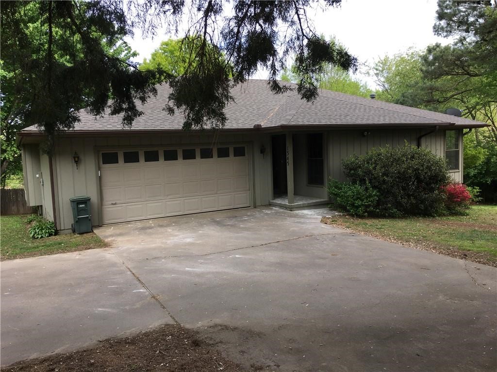Fayetteville Outlots - Residential Income