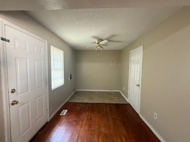 PARIS METES & BOUNDS 1-7-26 - Residential