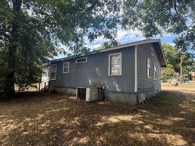 PARIS METES & BOUNDS 1-7-26 - Residential