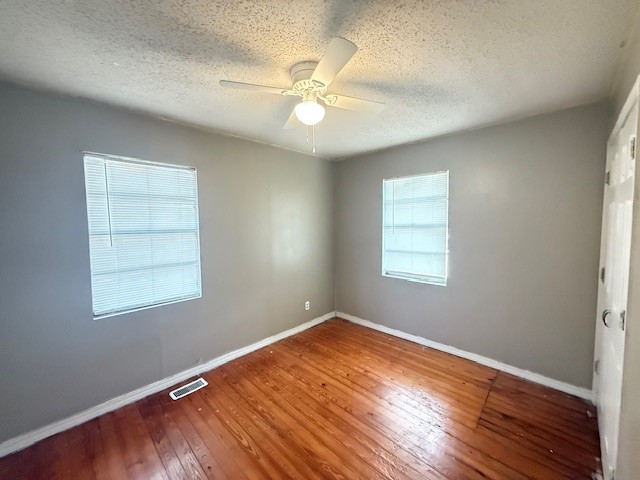 PARIS METES & BOUNDS 1-7-26 - Residential