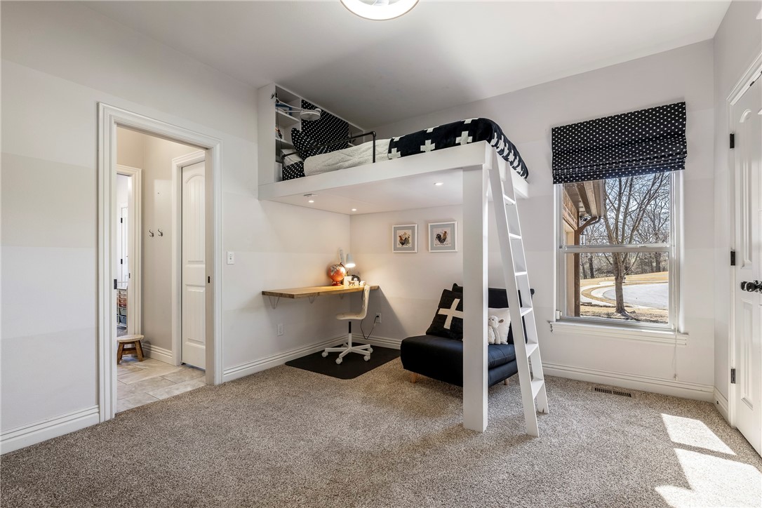 Chattin Valle Sub Cave Spgs - Residential