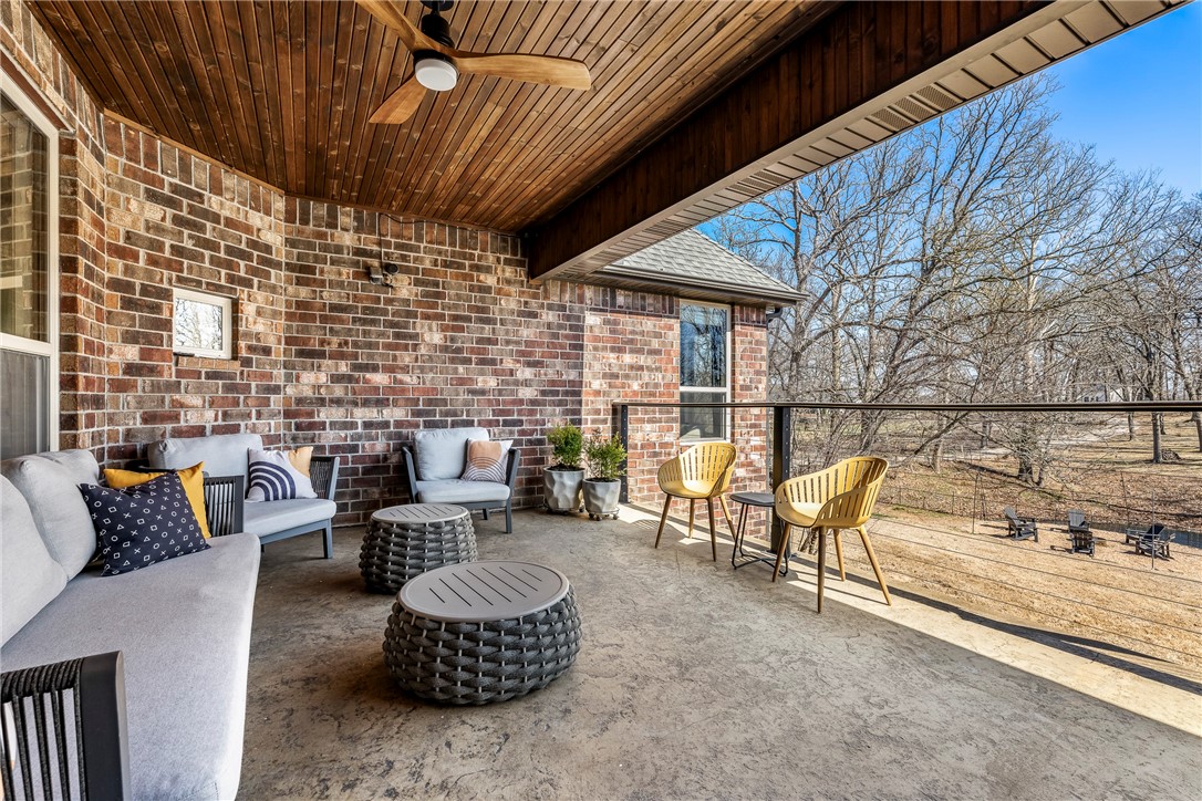 Chattin Valle Sub Cave Spgs - Residential