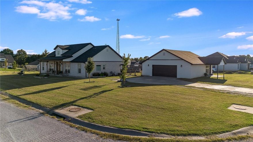 Stunning 3BR Farmhouse w/ RENTAL INCOME POTENTIAL!! 
Exceptional 2,484 sqft custom farmhouse on two parcels of 1.23-AC, in quiet neighborhood. Offering $4500 min preferred lender credits! 1-owner home offers modern convenience & country charm w/ great growth potential. Main home features 3 bdrms w/ det. suite offering rental potential or extra space for family. Guest suite includes a full kitchen/laundry plus two mini-splits ensuring yr-round comfort. Upgrades include granite counters, custom cabinetry, & tile floors, custom tile showers & tile backsplash. Gas powers cooking, heating & fireplace. Brick exterior, large covered front porch & screened back patio extend living space outdoors. Located off Hwy 412 in Hindsville w/ easy access to NWA, Huntsville, & ES. Oversized lots provide guaranteed privacy, expansion room, & endless possibilities in desirable neighborhood near AR rivers. The owners invested heavily in upgrades, creating move-in ready home exceeding expectations. Schedule a private showing today!