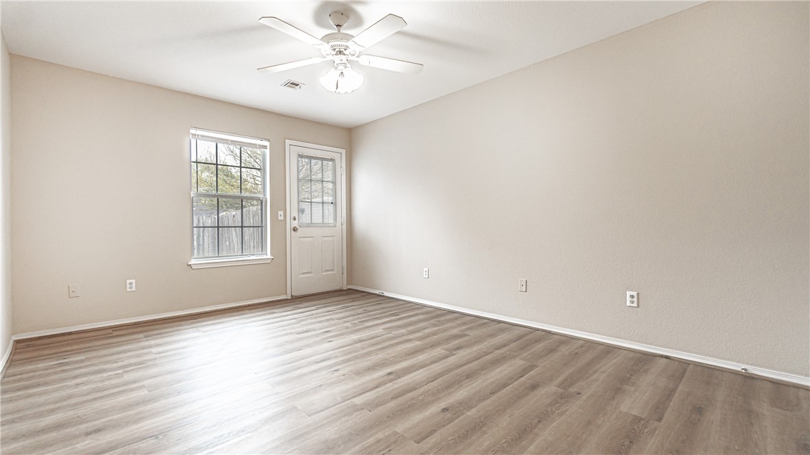 GLENDALE ADD-ROGERS - Residential Lease