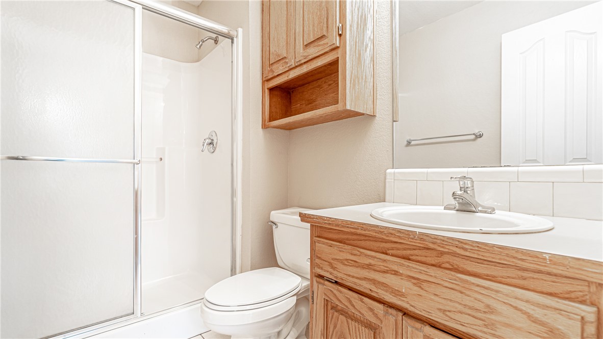 GLENDALE ADD-ROGERS - Residential Lease