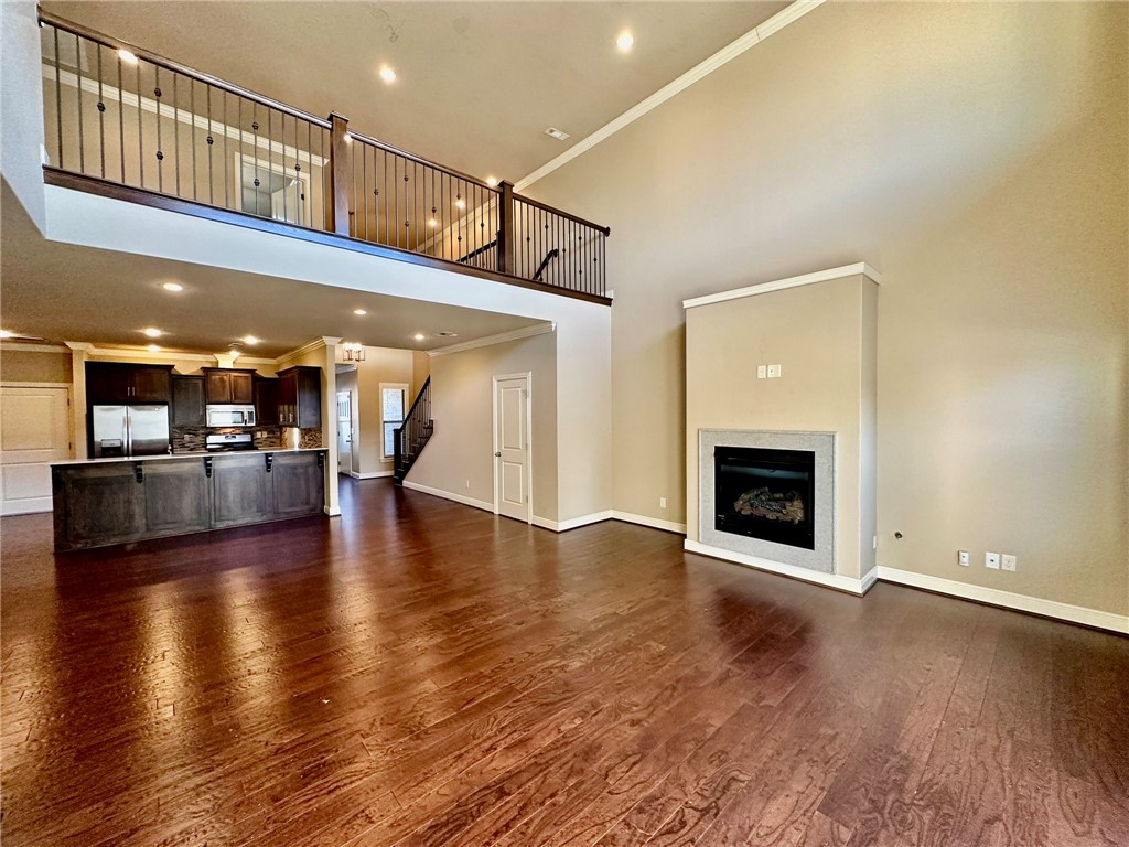 Shadow Valley - Residential Lease