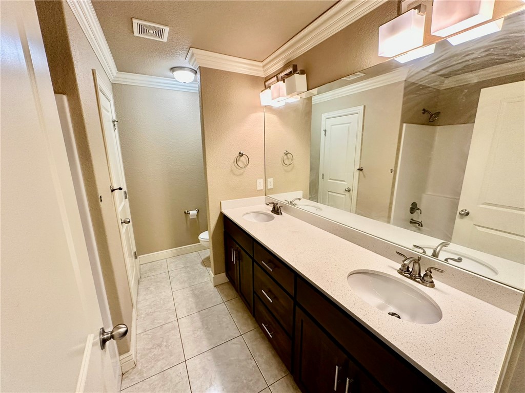 Shadow Valley - Residential Lease