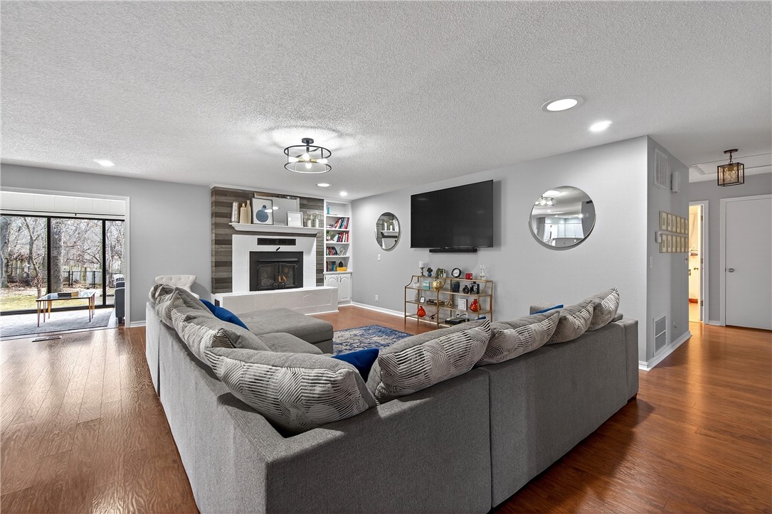 Cunningham Sub Bvv - Residential